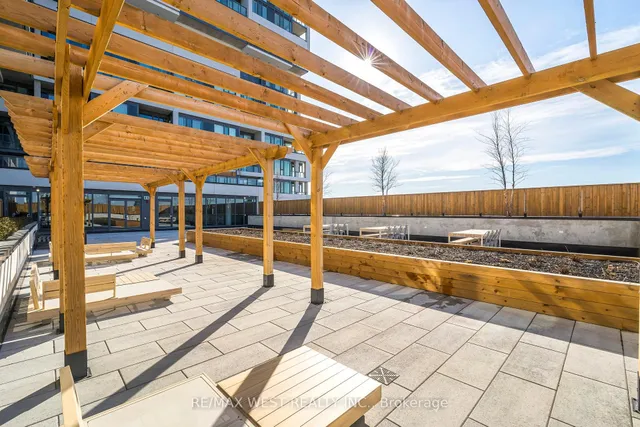 Additional image 30 of 859 The Queensway N/A Unit 813