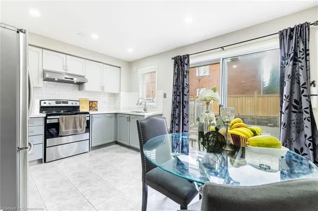 Additional image 26 of 25 Ural Cir