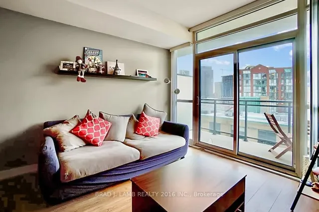 Additional image 5 of 775 King St Unit 809