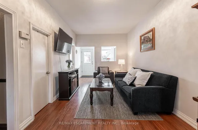 Additional image 8 of 174 East 24th St