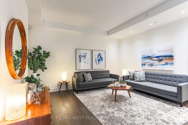 Additional image 6 of 508 Wellington St Unit TH02