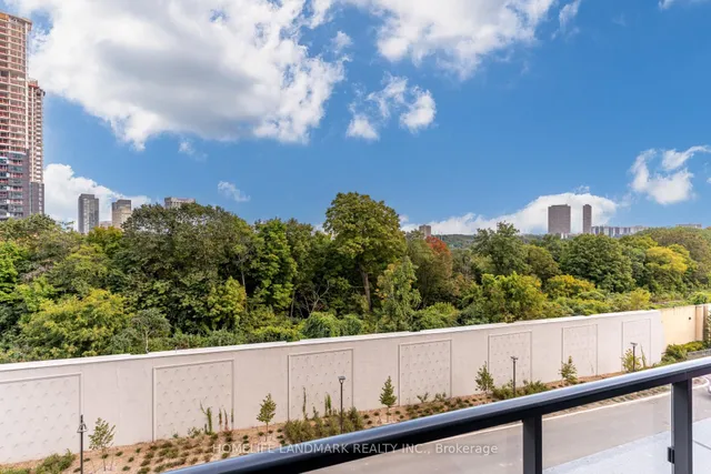 Additional image 31 of 30 Inn On The Park Dr Unit 512