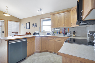 Additional image 4 of 8 Ives Crescent