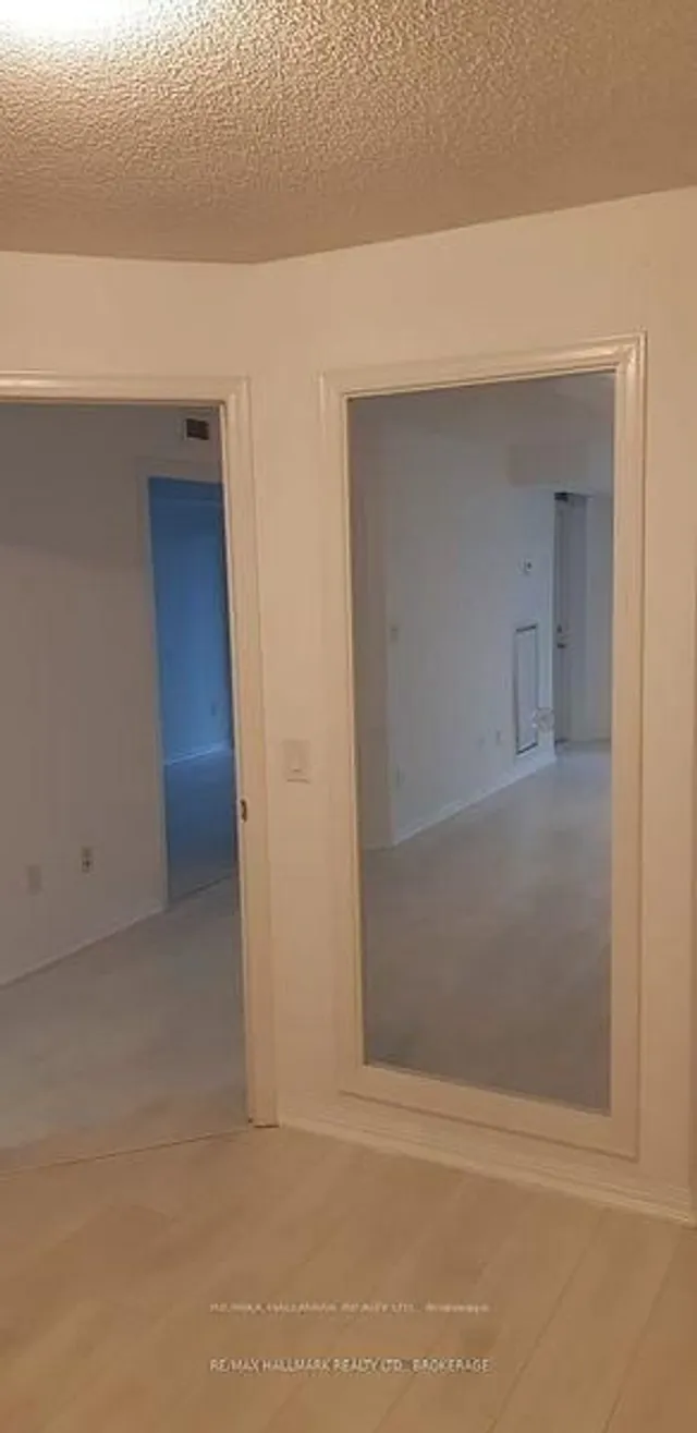 Additional image 9 of 400 Adelaide St Unit 815