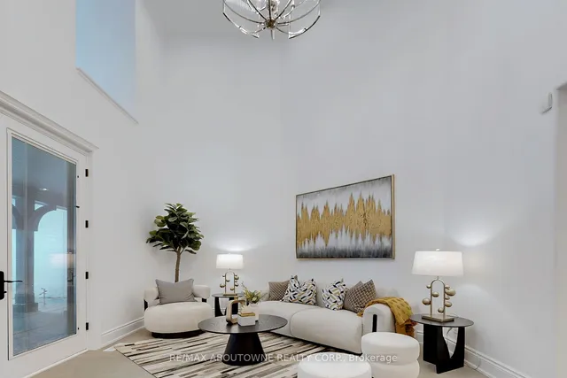 Additional image 12 of 116 Parkwood Crt