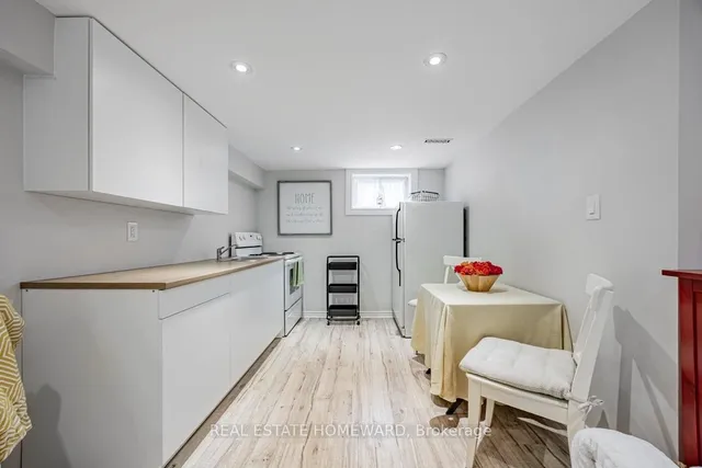 Additional image 21 of 39 Compton Dr