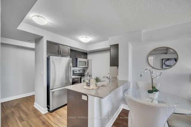 Additional image 15 of 6 Eva Rd Unit 2111