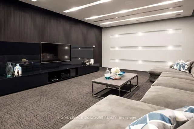 Additional image 41 of 1030 King St Unit 329