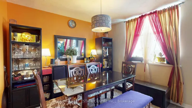 Additional image 8 of 2245 Eglinton Ave Unit 807