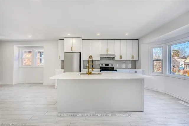 Additional image 6 of 316 Houghton Ave