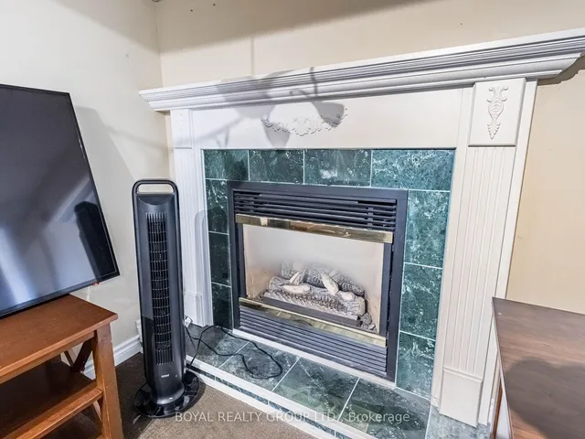 Additional image 33 of 57 Hickorybush Ave