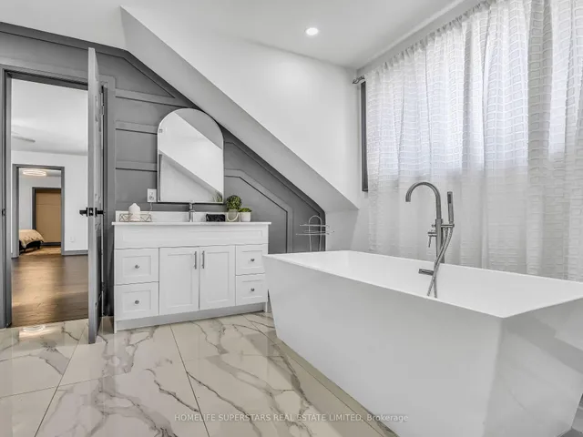 Additional image 30 of 14 Bowman Ave