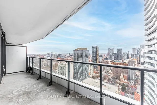 Additional image 16 of 85 Wood St Unit 3718