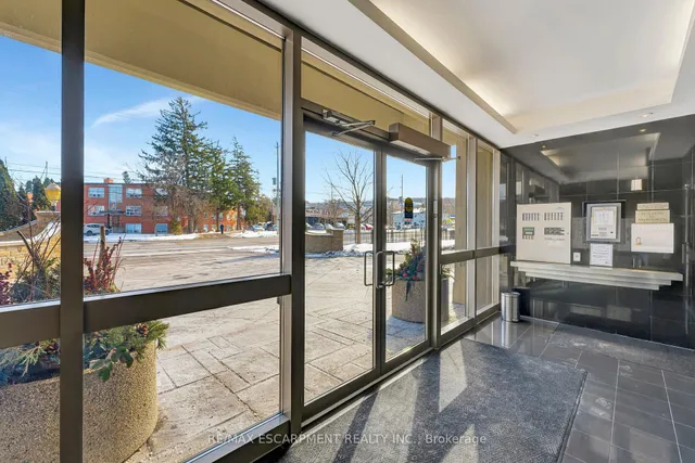 Additional image 32 of 1770 Main St Unit 506