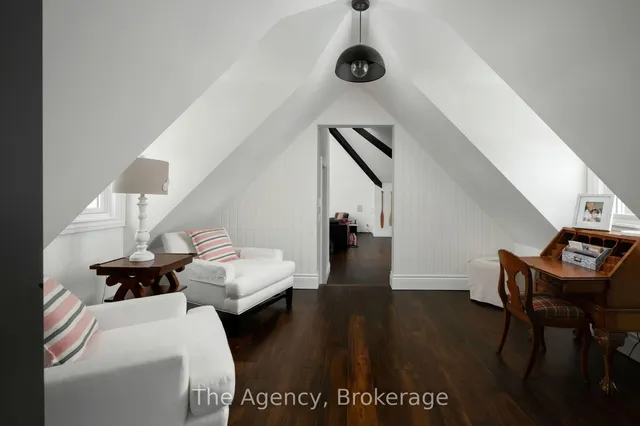 Additional image 33 of 347 EAST HART Cres