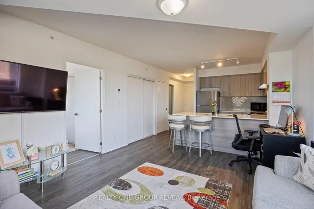 Additional image 10 of 1 Falaise Rd Unit 313