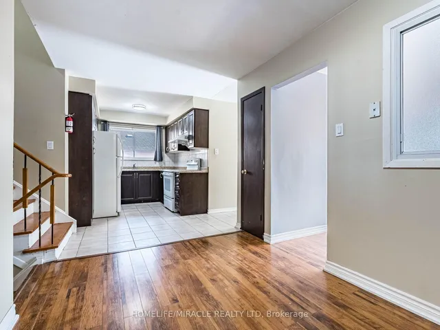 Additional image 13 of 10 Madison St