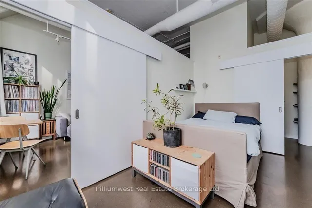 Additional image 18 of 410 King St Unit 222