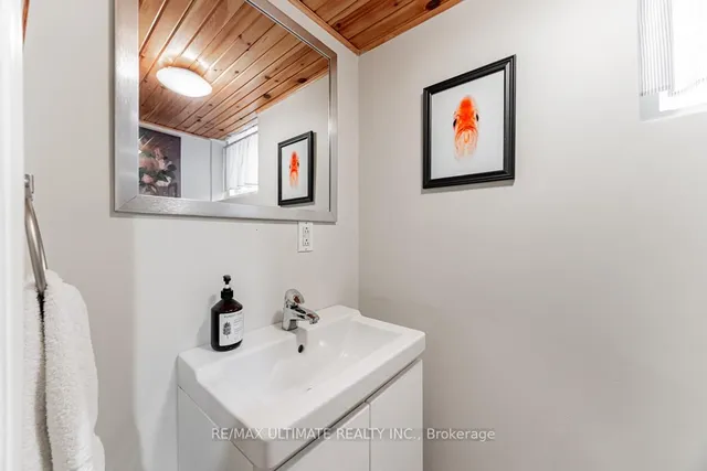 Additional image 33 of 364 Rosewell Ave