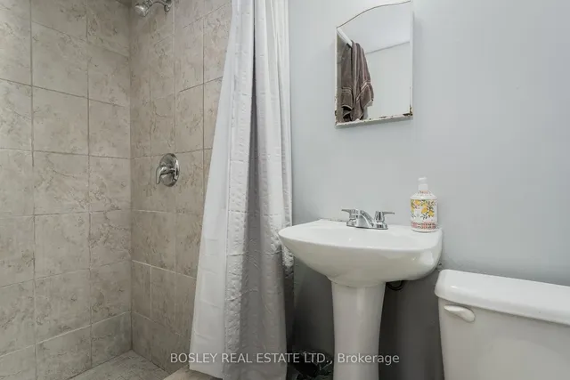 Additional image 23 of 25 Chilcot Ave