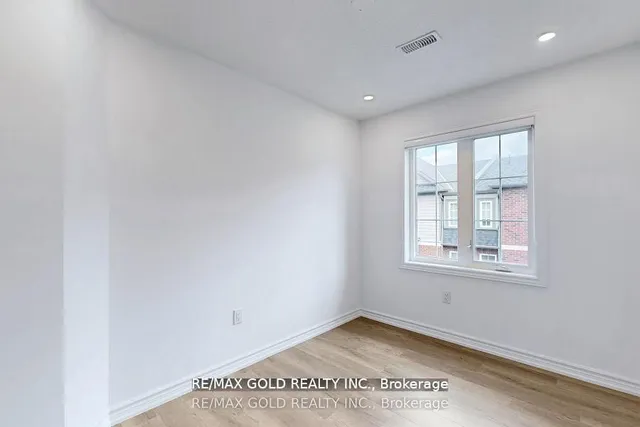 Additional image 28 of 445 Ontario St Unit 109