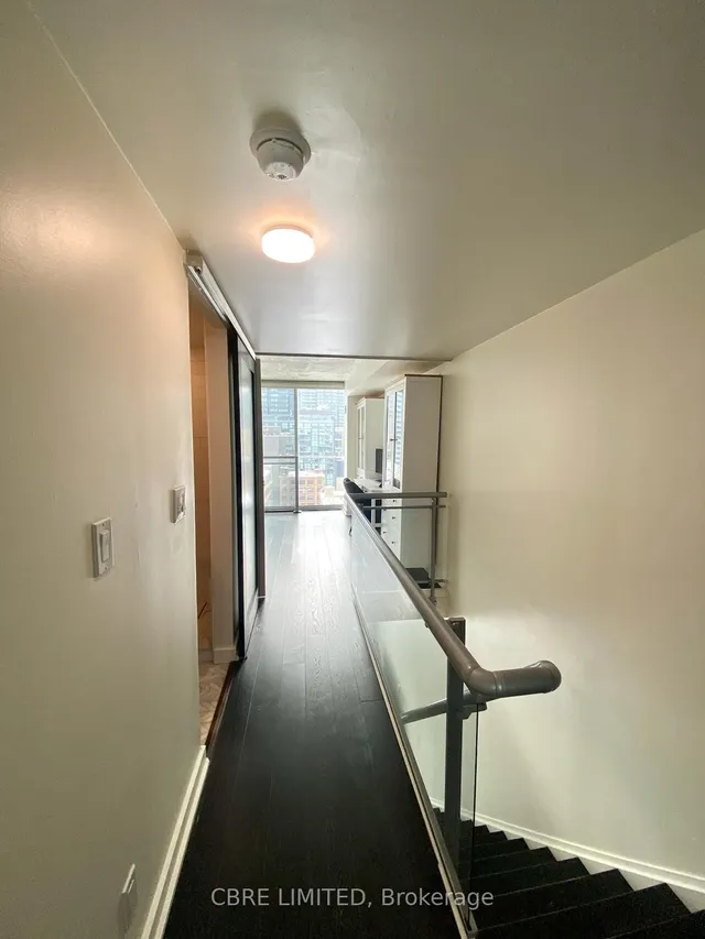 Additional image 8 of 388 Richmond St Unit 1107