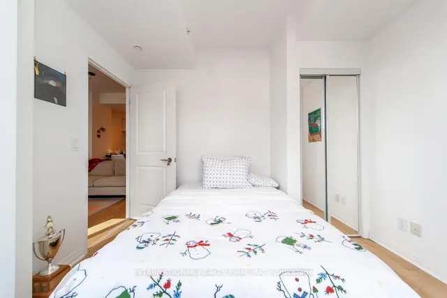 Additional image 26 of 8 Mercer St Unit 318