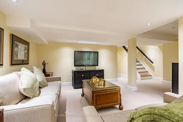 Additional image 34 of 91 Edgewater Dr