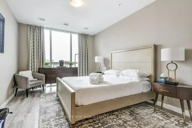 Additional image 26 of 60 Charles St Unit 1802