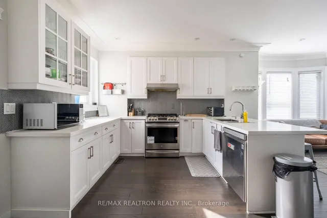 Additional image 8 of 541 Eastern Ave