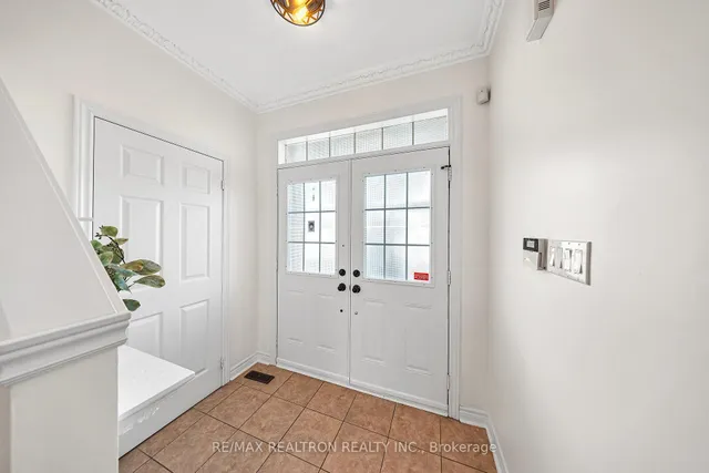 Additional image 3 of 12 Hardgate Cres