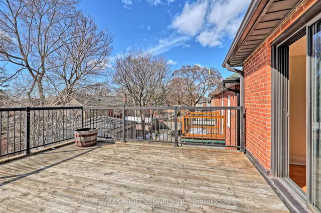 Additional image 26 of 260 Windermere Ave