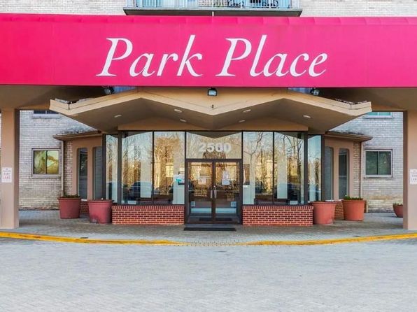 2500 N Van Dorn St APT 726, Alexandria, VA 22302