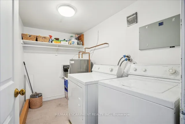 Additional image 19 of 432 Main St Unit 504