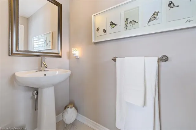 Additional image 4 of 215 Dundas St Unit 31