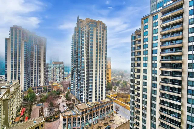 Additional image 37 of 5 Northtown Way Unit 1711