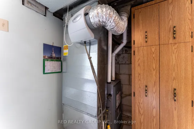 Additional image 35 of 532 Westmount Ave