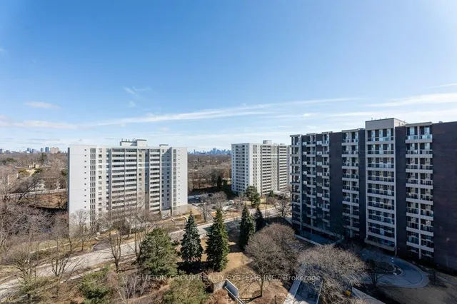 Additional image 18 of 35 Ormskirk Ave Unit 818