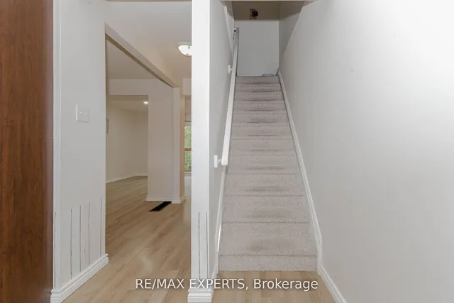 Additional image 20 of 34 Bow Valley Dr Unit 9