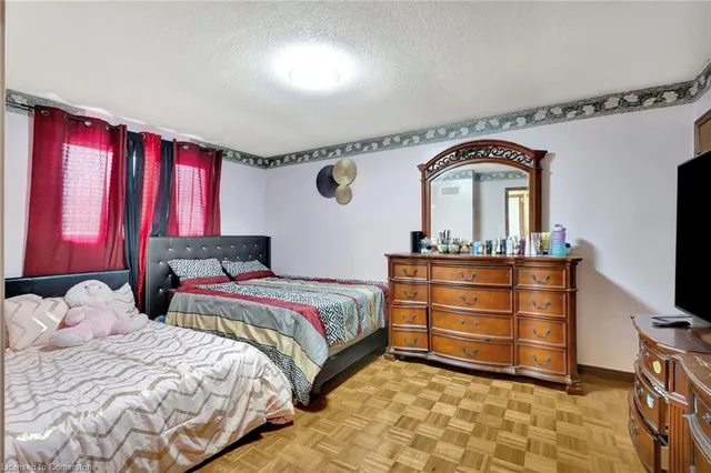 Additional image 12 of 19 Janet Crt