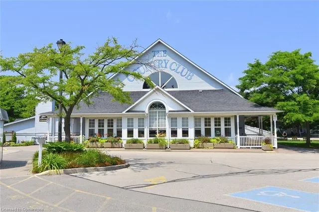 Additional image 37 of 118 Silverbirch Blvd