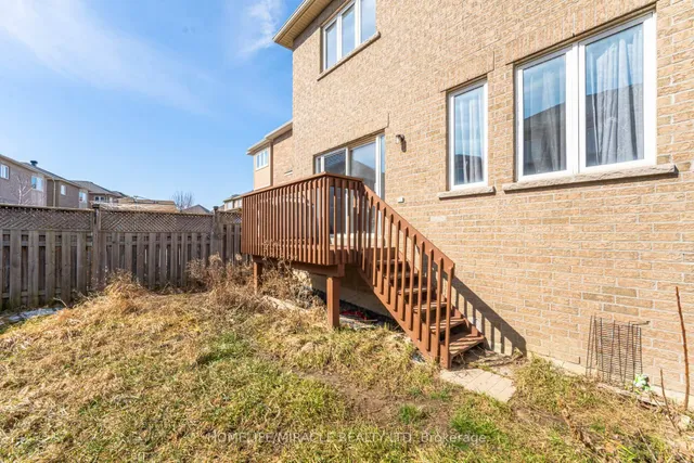 Additional image 37 of 18 Templeton Crt