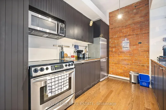 Additional image 15 of 915 King St Unit 307