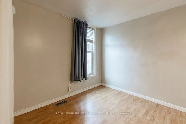 Additional image 3 of 70 Pearl St