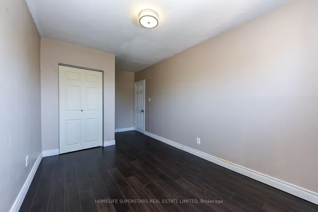 Additional image 25 of 3424 Laddie Cres