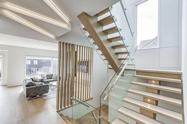 Additional image 18 of 131 Poyntz Ave