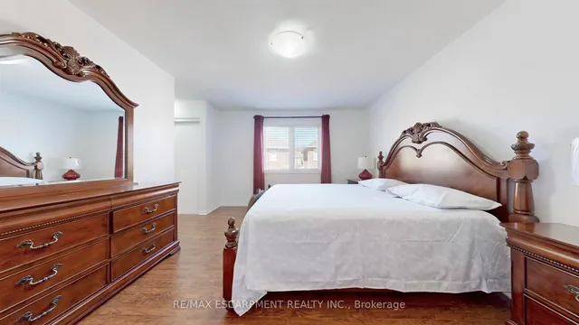 Additional image 17 of 37 Arkwright Dr