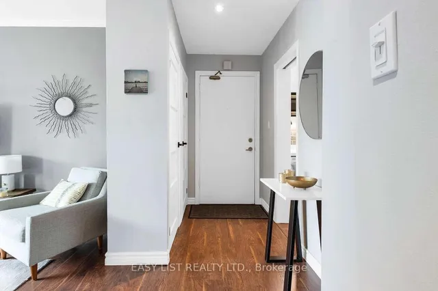 Additional image 10 of 2368 Queen St Unit 15