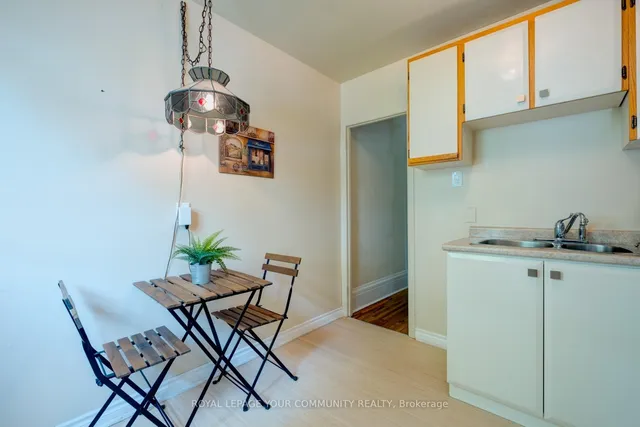 Additional image 10 of 356 Dupont St