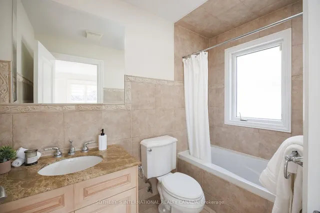 Additional image 32 of 48 Hartfield Rd